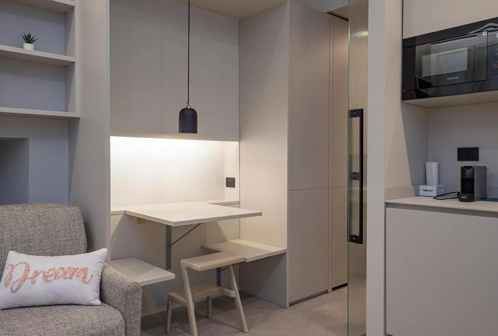 I Host Apartment - Cesare Da Sesto 23 밀라노